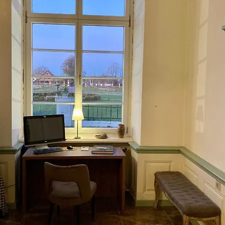 Schloß * Vietgest