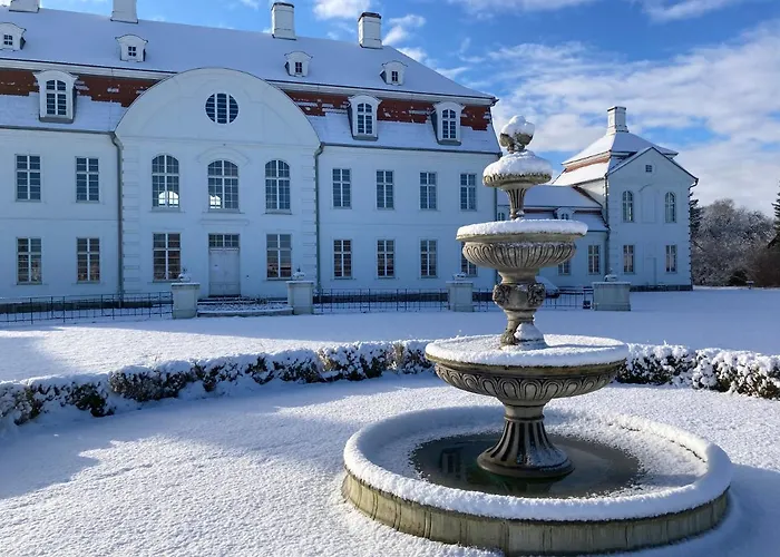 Schloss *